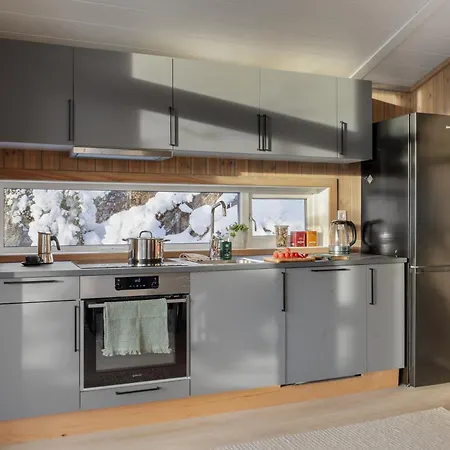 Holiday home Bjonntjonn 221